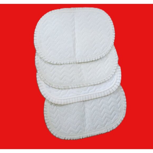 Vintage Quilted Placemats W/ Poinsettia Design & Gold Glitter Detail 18"x12" Set - Picture 4 of 4